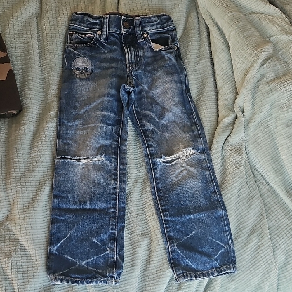GAP Skull Jeans